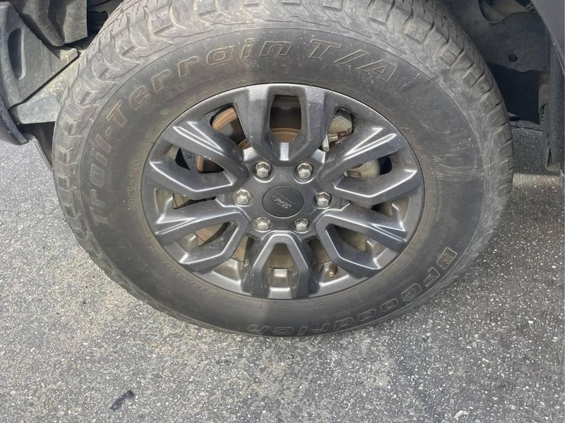 Ford Ranger Vehicle Full-screen Gallery Image 09