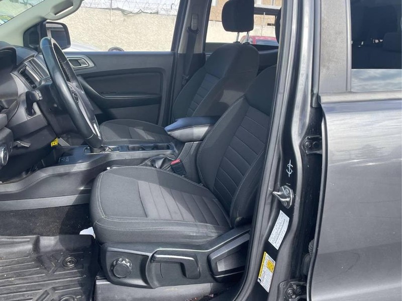 Ford Ranger Vehicle Full-screen Gallery Image 13