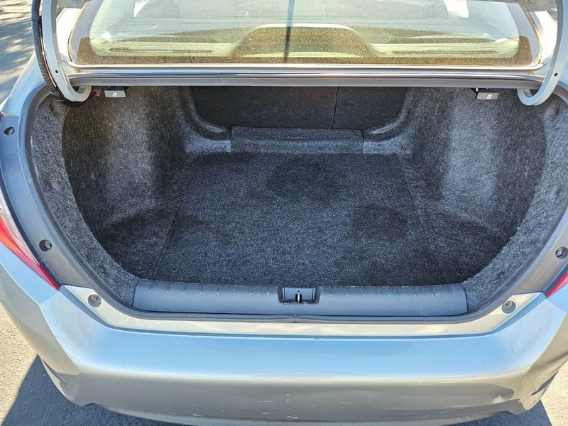 Honda Civic Sedan Vehicle Full-screen Gallery Image 16