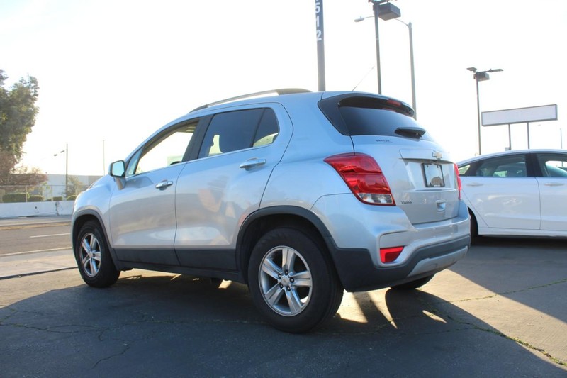 Chevrolet Trax Vehicle Full-screen Gallery Image 04