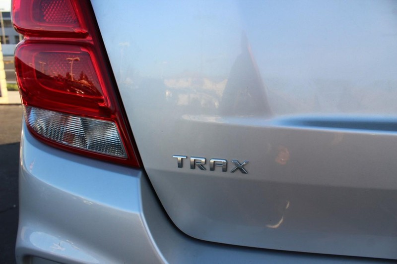 Chevrolet Trax Vehicle Full-screen Gallery Image 07