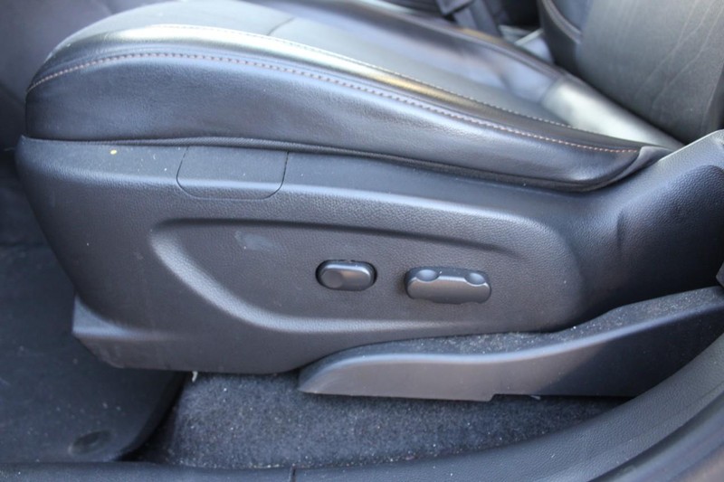 Chevrolet Trax Vehicle Full-screen Gallery Image 11