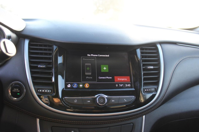 Chevrolet Trax Vehicle Full-screen Gallery Image 17