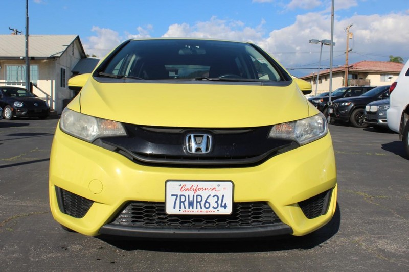 Honda Fit Vehicle Full-screen Gallery Image 05