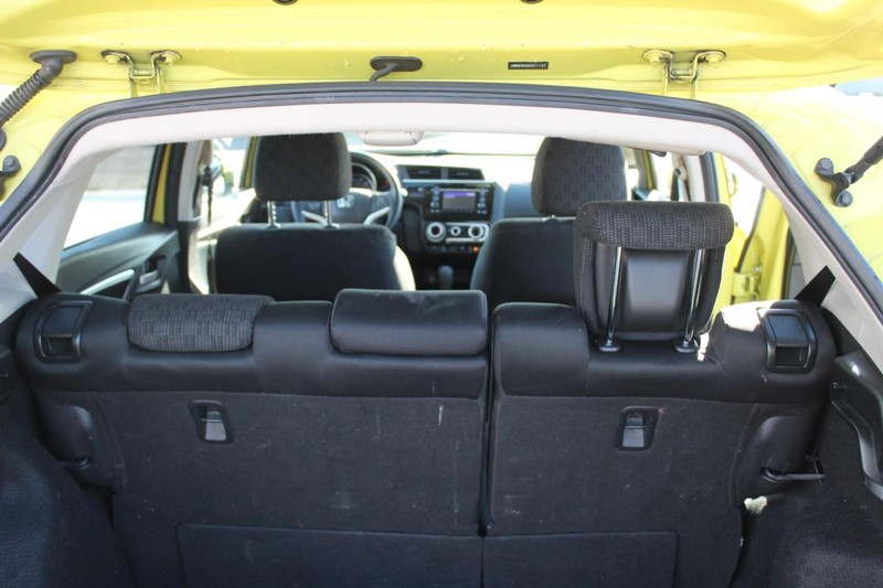 Honda Fit Vehicle Full-screen Gallery Image 11