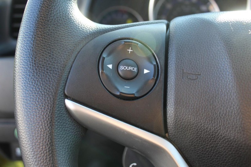 Honda Fit Vehicle Full-screen Gallery Image 20