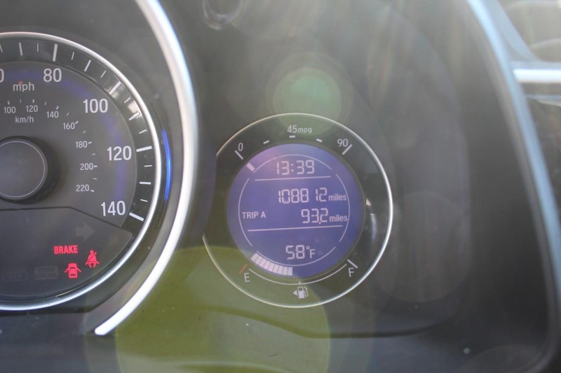 Honda Fit Vehicle Full-screen Gallery Image 21