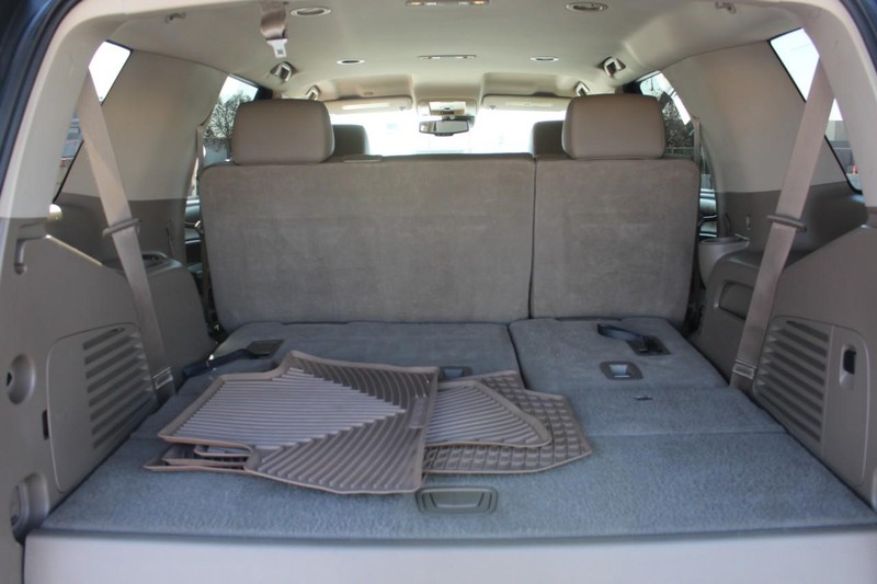 Chevrolet Tahoe Vehicle Full-screen Gallery Image 13