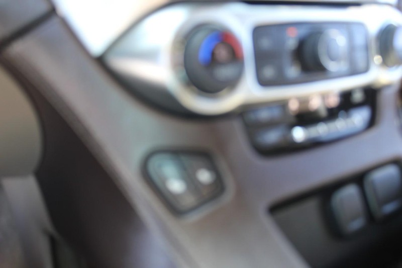 Chevrolet Tahoe Vehicle Full-screen Gallery Image 32