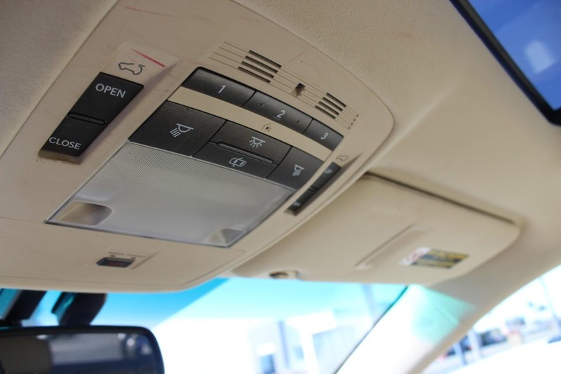 Lexus RX 350 Vehicle Full-screen Gallery Image 27