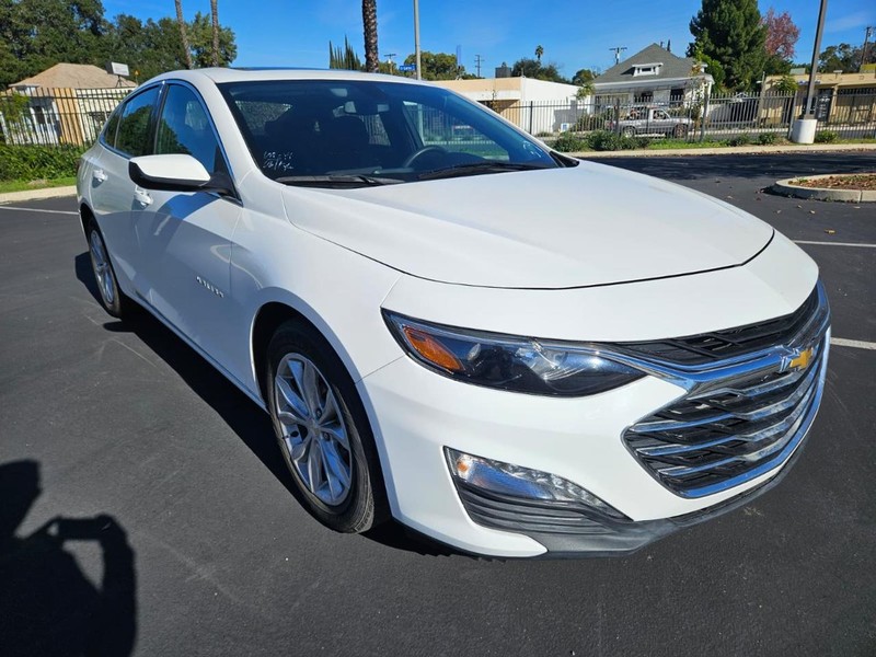 Chevrolet Malibu Vehicle Full-screen Gallery Image 08