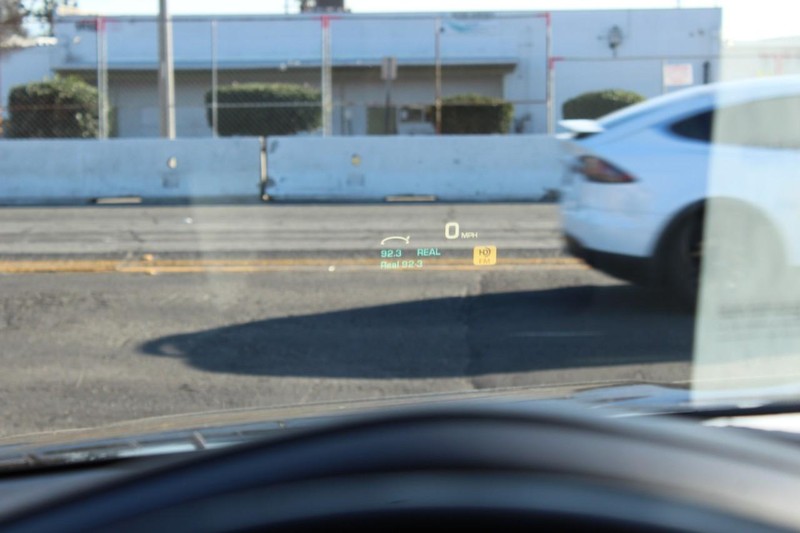 Cadillac Escalade Vehicle Full-screen Gallery Image 21