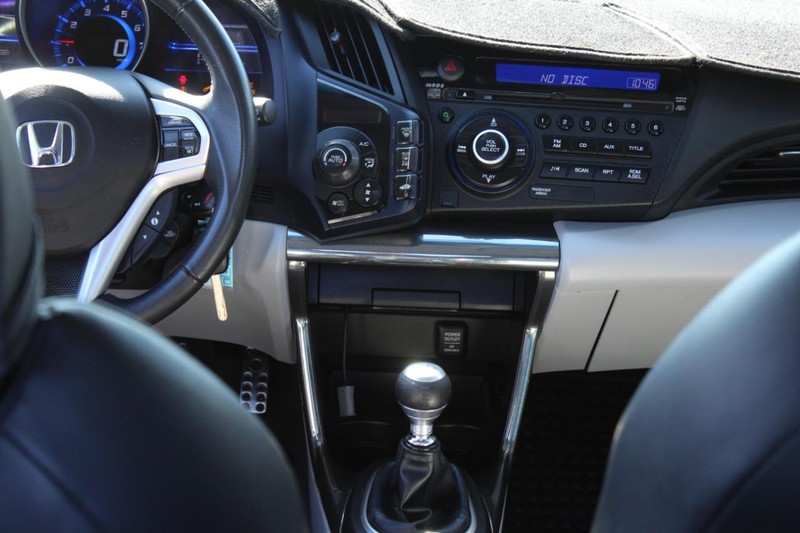 Honda CR-Z Vehicle Full-screen Gallery Image 10
