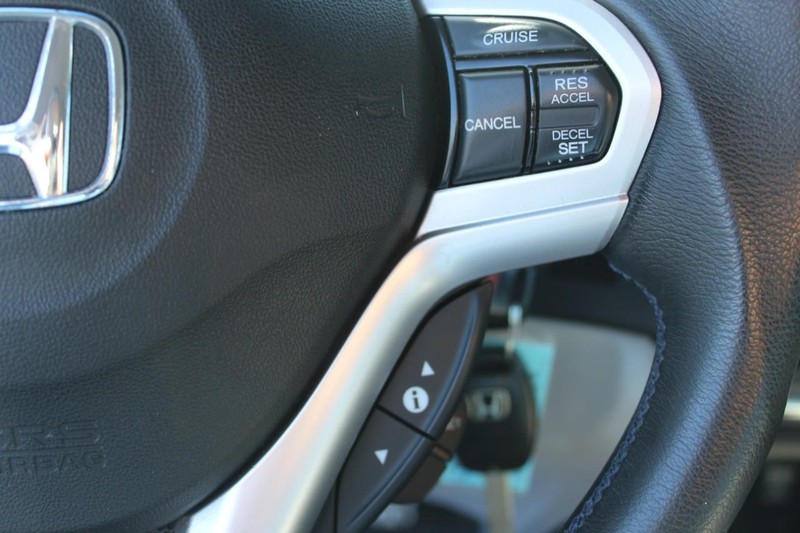 Honda CR-Z Vehicle Full-screen Gallery Image 21