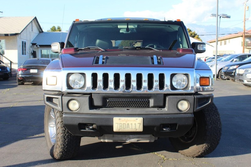 HUMMER H2 Vehicle Full-screen Gallery Image 03