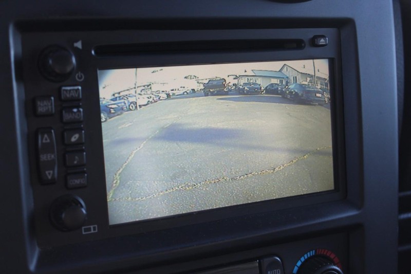 HUMMER H2 Vehicle Full-screen Gallery Image 16