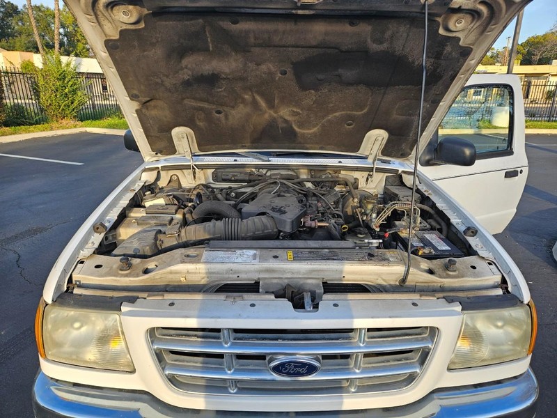 Ford Ranger Vehicle Full-screen Gallery Image 16