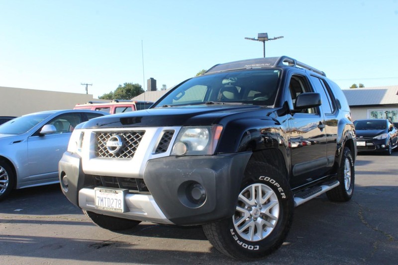 Nissan Xterra Vehicle Full-screen Gallery Image 01