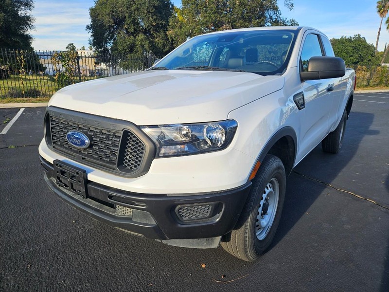 Ford Ranger Vehicle Full-screen Gallery Image 01
