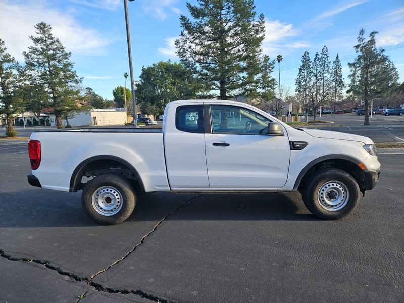 Ford Ranger Vehicle Full-screen Gallery Image 06