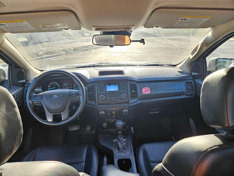 Ford Ranger Vehicle Full-screen Gallery Image 09