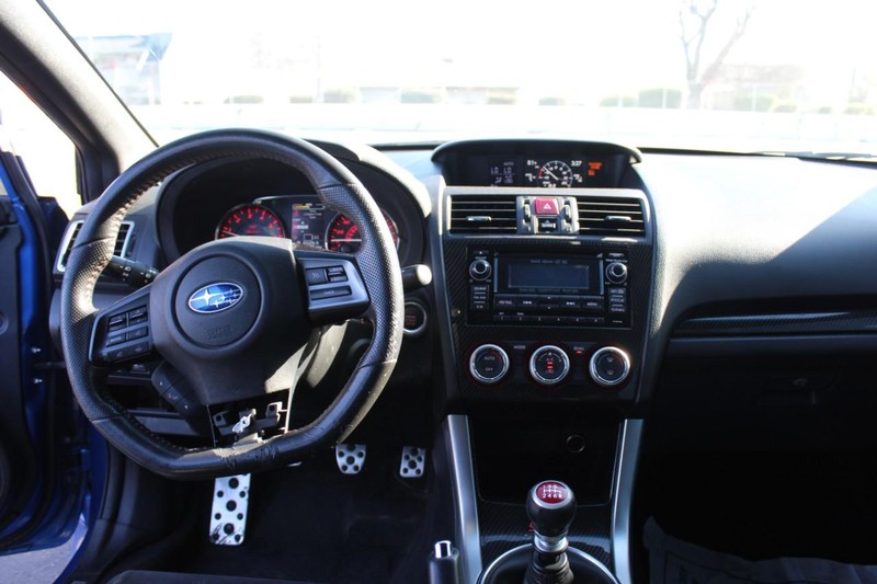 Subaru WRX STI Vehicle Full-screen Gallery Image 07