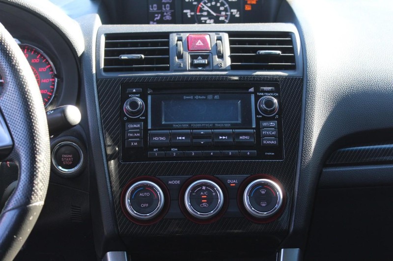 Subaru WRX STI Vehicle Full-screen Gallery Image 08