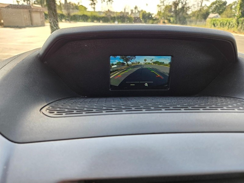 Ford Transit Passenger Wagon Vehicle Full-screen Gallery Image 12