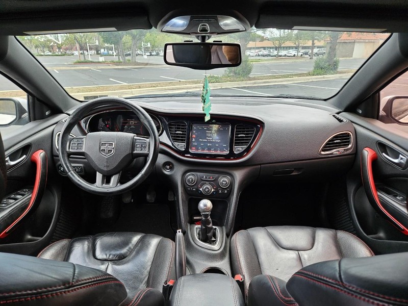 Dodge Dart Vehicle Full-screen Gallery Image 09