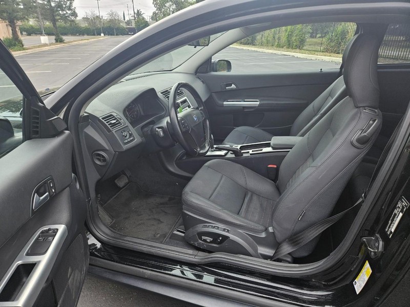 Volvo C30 Vehicle Full-screen Gallery Image 10