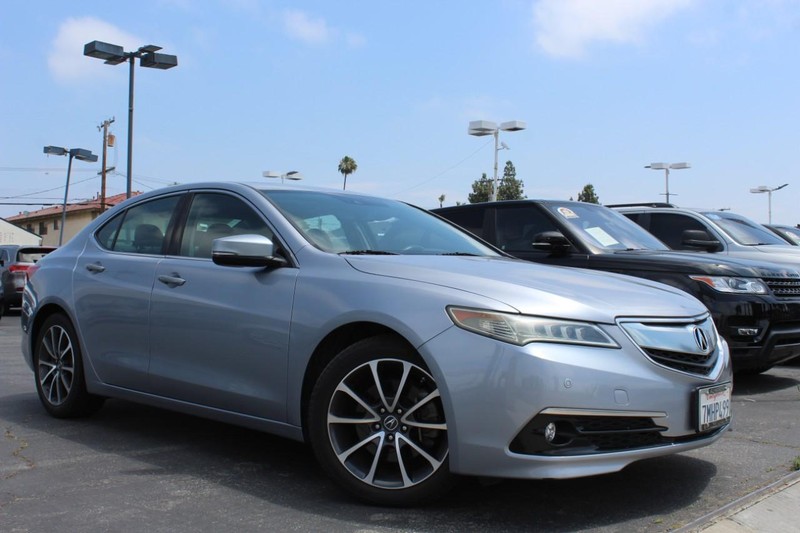 Acura TLX Vehicle Full-screen Gallery Image 02