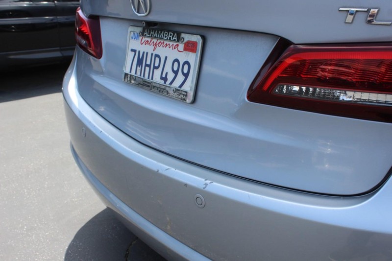 Acura TLX Vehicle Full-screen Gallery Image 08