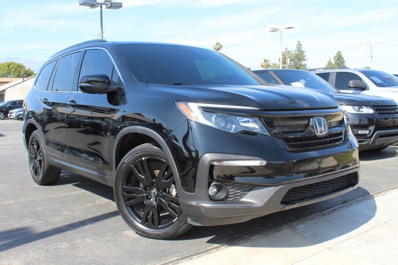 Honda Pilot Vehicle Full-screen Gallery Image 02
