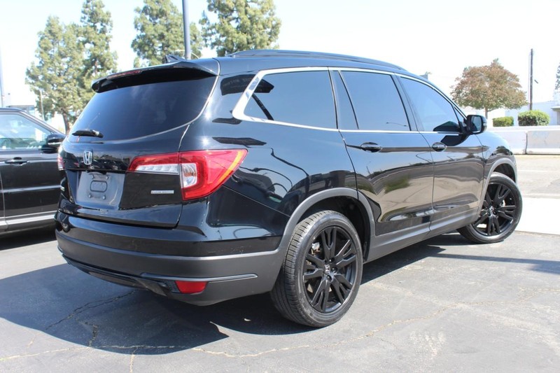 Honda Pilot Vehicle Full-screen Gallery Image 05