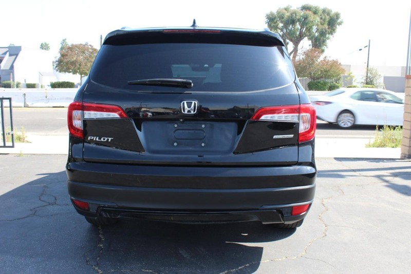 Honda Pilot Vehicle Full-screen Gallery Image 06