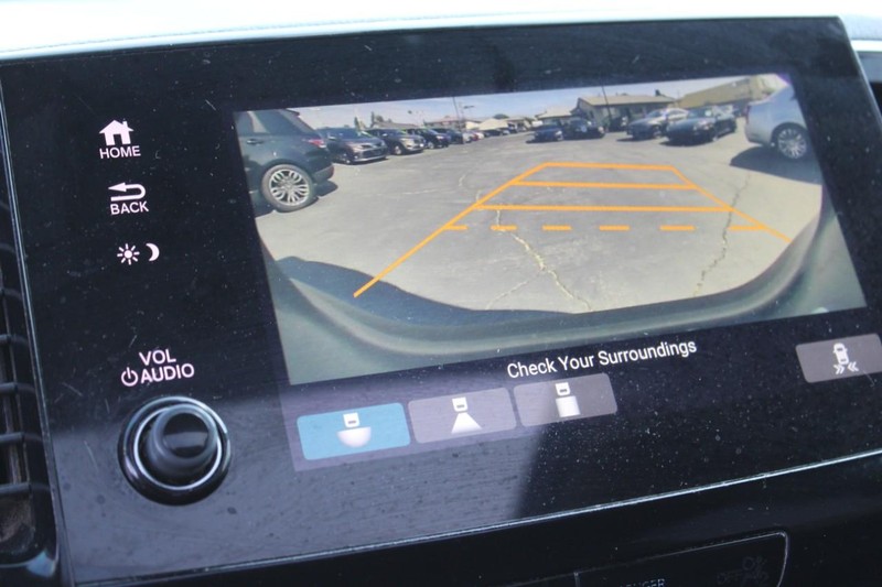 Honda Pilot Vehicle Full-screen Gallery Image 15