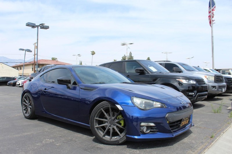 Subaru BRZ Vehicle Full-screen Gallery Image 02