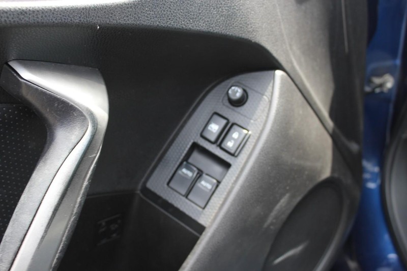 Subaru BRZ Vehicle Full-screen Gallery Image 14