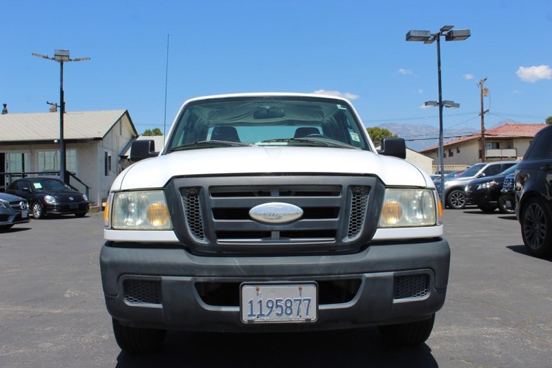 Ford Ranger Vehicle Full-screen Gallery Image 03