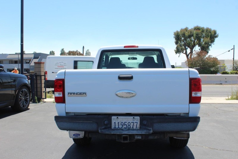 Ford Ranger Vehicle Full-screen Gallery Image 05