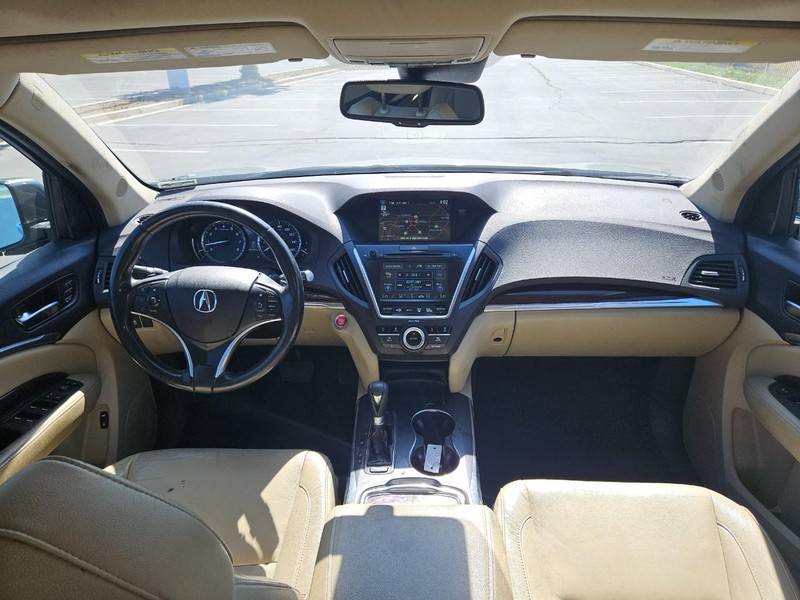 Acura MDX Vehicle Full-screen Gallery Image 09