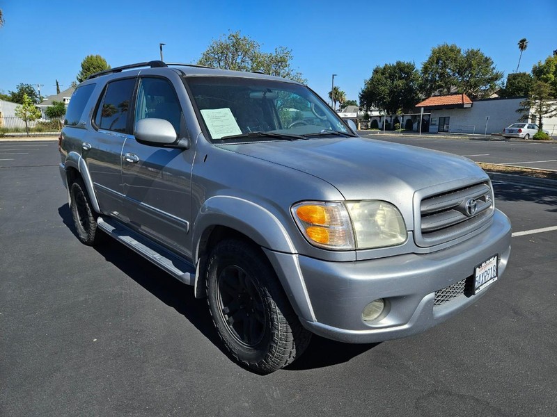 Toyota Sequoia Vehicle Full-screen Gallery Image 08