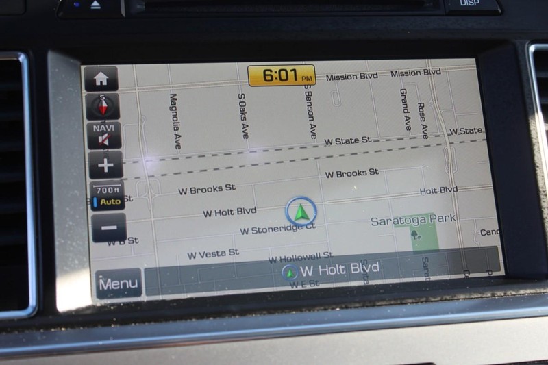 Hyundai Sonata Vehicle Full-screen Gallery Image 13