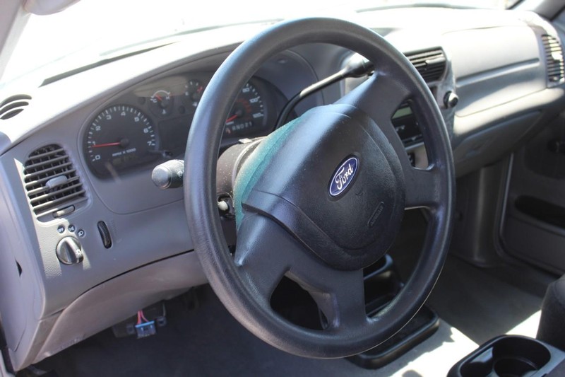Ford Ranger Vehicle Full-screen Gallery Image 15