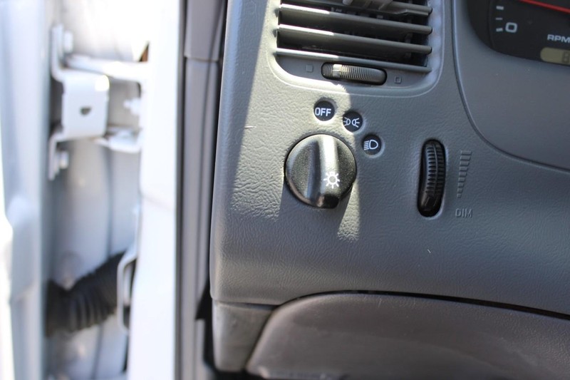 Ford Ranger Vehicle Full-screen Gallery Image 21