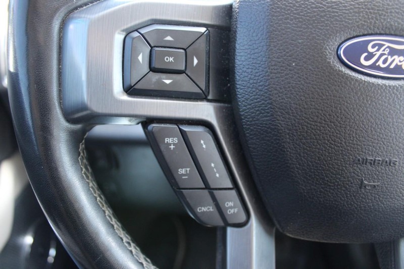 Ford Expedition Vehicle Full-screen Gallery Image 31