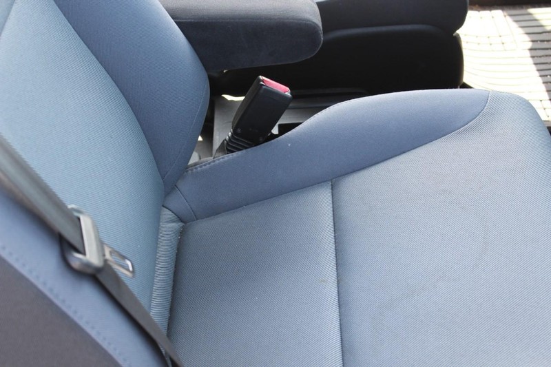 Honda Element Vehicle Full-screen Gallery Image 13