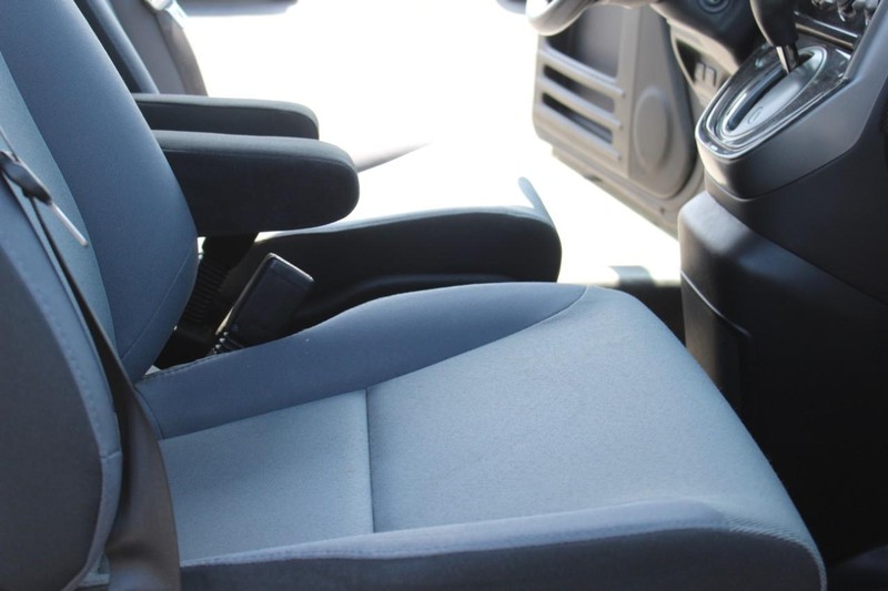 Honda Element Vehicle Full-screen Gallery Image 14