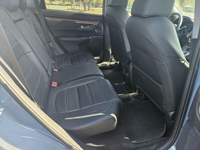 Honda CR-V Vehicle Full-screen Gallery Image 14