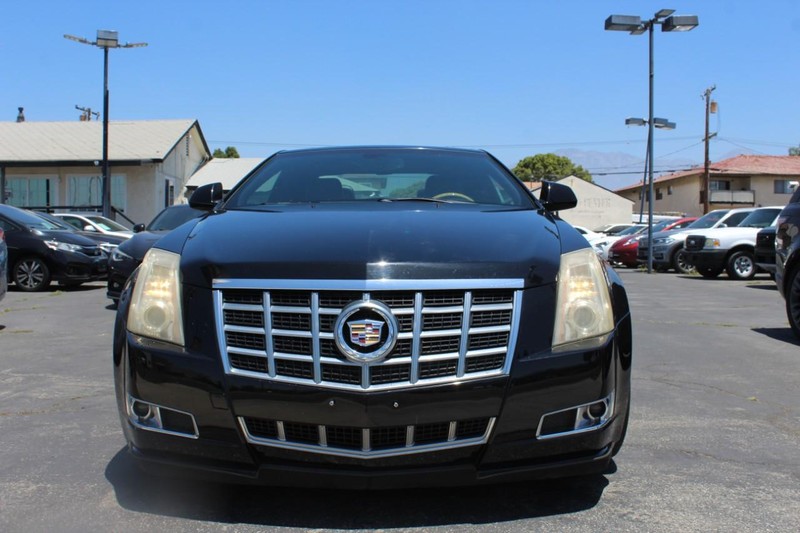 Cadillac CTS Coupe Vehicle Full-screen Gallery Image 05